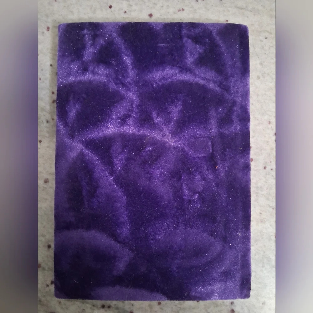 NWOT Beautiful 8x6 Lined Purple Crushed Velvet Silver Cross Journal!